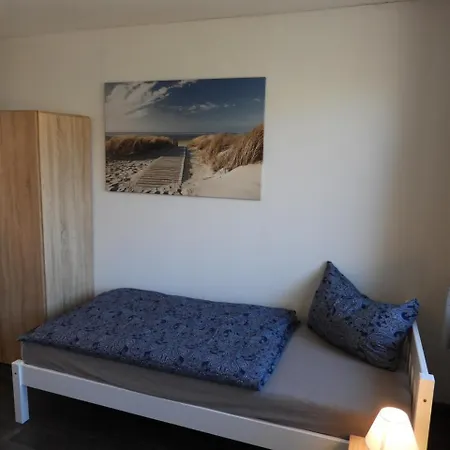 Mobliertes Wohnen In Apartment *